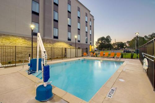 Hampton Inn Crestview South I-10 Fl - image 9