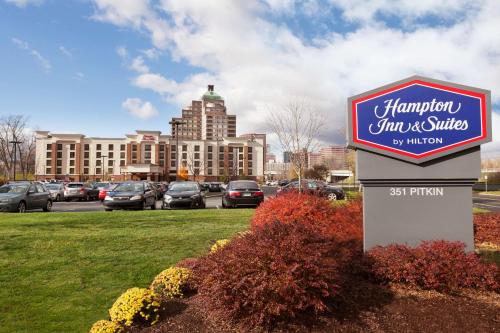 Hampton Inn & Suites East Hartford