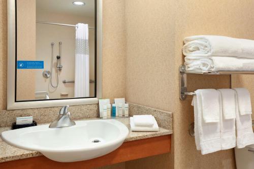 Hampton Inn & Suites East Hartford