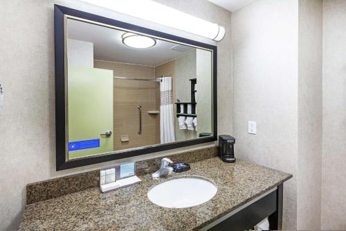 Hampton Inn & Suites Houston/League City