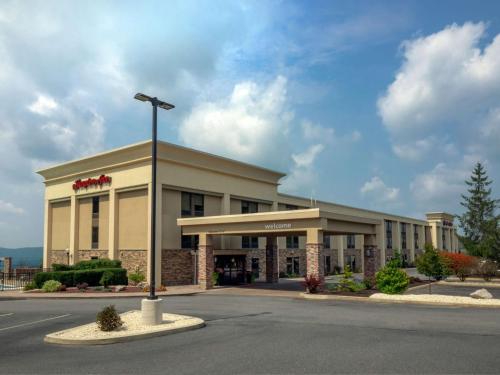 . Hampton Inn Hazleton