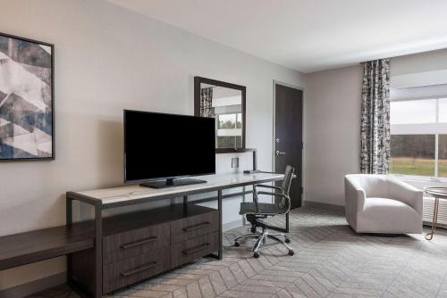 Hilton Garden Inn Hanover Lebanon - image 8