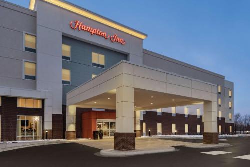 . Hampton Inn Brooklyn Park