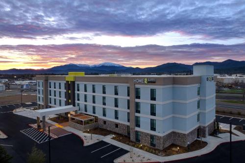 Home2 Suites By Hilton Redding