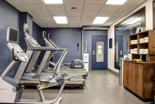 Hampton Inn Rochester - image 12