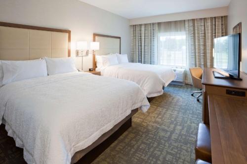 Hampton Inn Spicer Green Lake, MN Room Type - Queen Room with Two Queen Beds - Hearing Access/Non-Smoking Hampton Inn Spicer Green Lake, MN Room Type - Queen Room with Two Queen Beds - Hearing Access/Non-Smoking