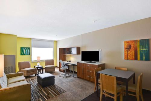 Home2 Suites by Hilton Albuquerque Downtown/University