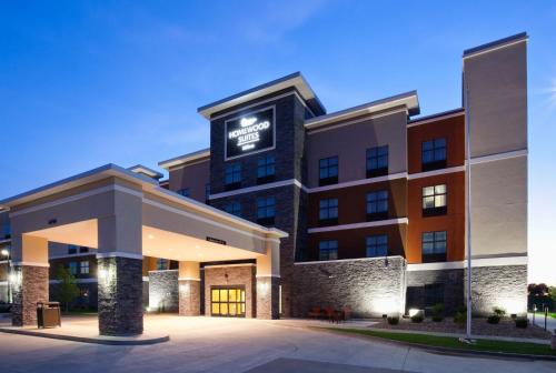 . Homewood Suites Davenport