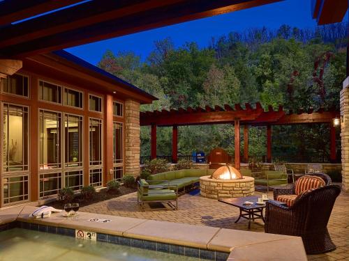 Hilton Garden Inn Gatlinburg - image 11