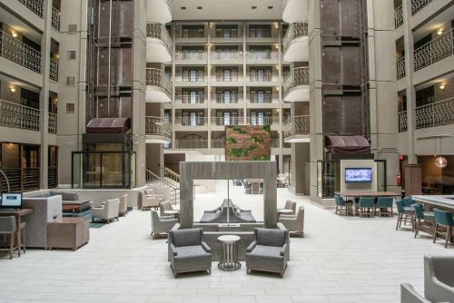 Embassy Suites by Hilton Chicago Schaumburg Woodfield - Hotel - Schaumburg