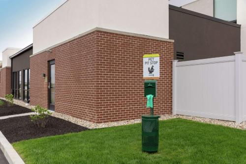 Home2 Suites By Hilton Indianapolis Airport