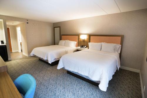Hampton Inn Clarks Summit - image 8