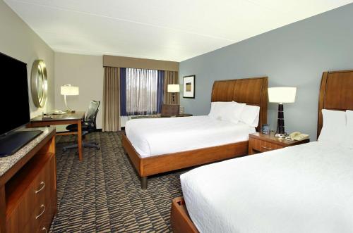 2 double beds