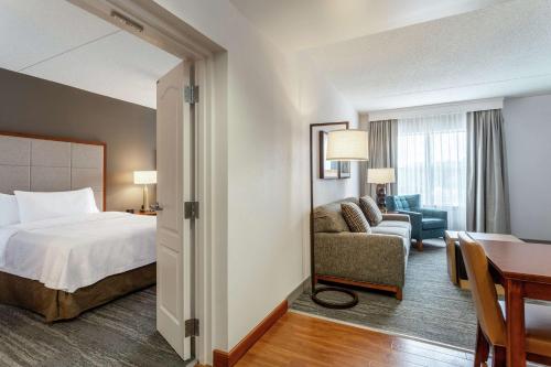 Homewood Suites by Hilton Albany - image 2