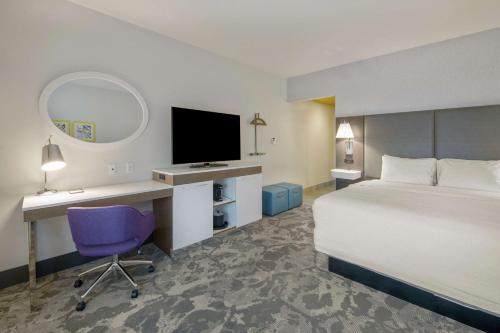 Hampton Inn & Suites Raleigh-Durham Airport-Brier Creek - image 9