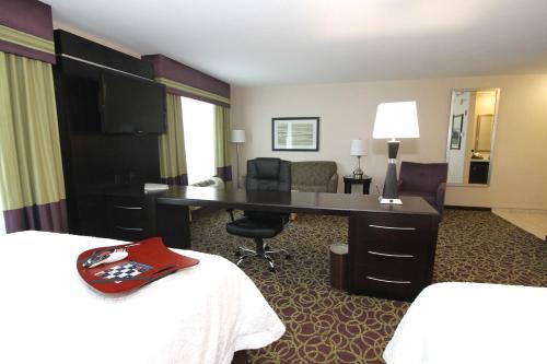 Hampton Inn and Suites Sandusky/Milan