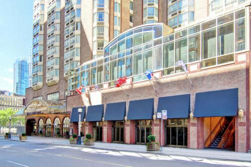 DoubleTree by Hilton Toronto Downtown, Торонто