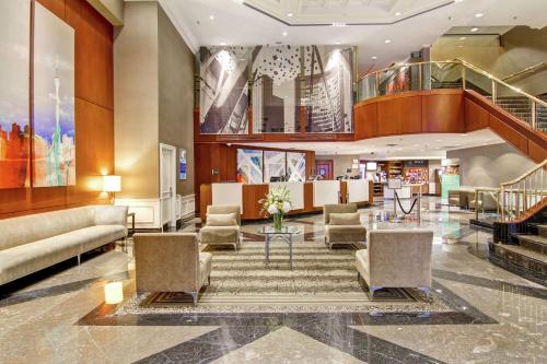 DoubleTree by Hilton Toronto Downtown, Торонто (фото 8)