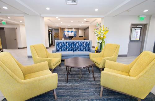 Holiday Inn Express Sacramento Cal Expo By IHG - 편의 시설/서비스