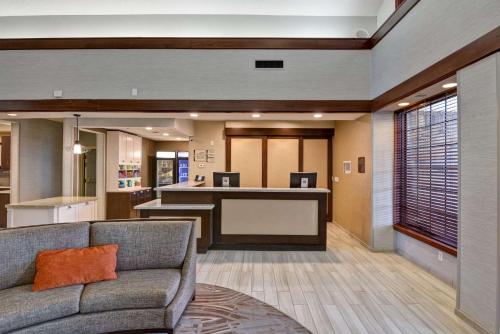 Homewood Suites by Hilton Kansas City/Overland Park