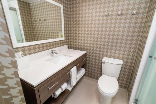 Home2 Suites By Hilton Roseville Sacramento - image 10