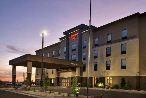 . Hampton Inn Burley