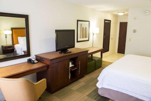 Hampton Inn By Hilton & Suites Albany-Downtown, NY