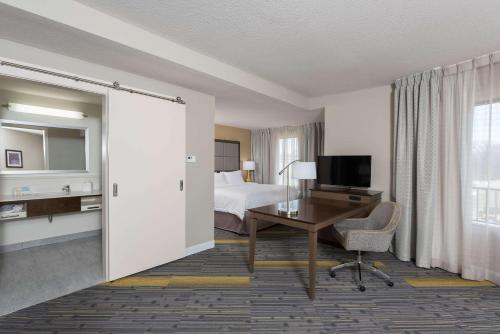 Hampton Inn & Suites West Lafayette In - image 13