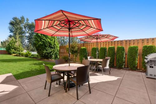 Hampton Inn & Suites Burlington - image 2