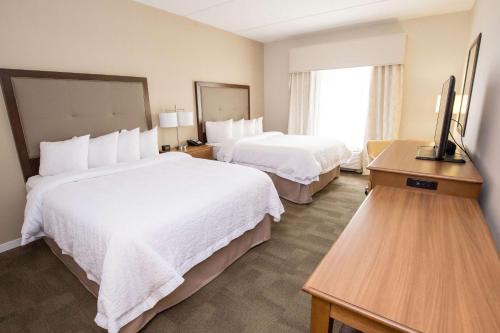 Hampton Inn By Hilton & Suites Pittsburgh/Harmarville