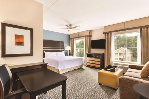 Homewood Suites By Hilton Atlanta Airport North