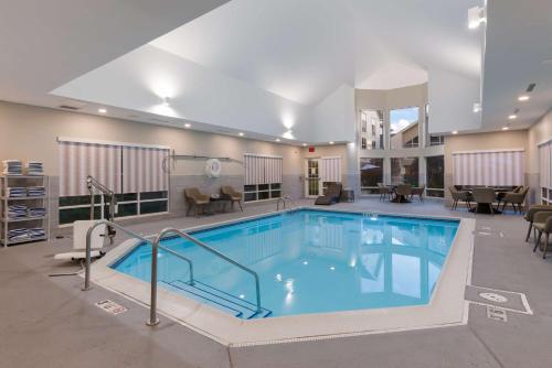 Hampton Inn & Suites Chicago-Hoffman Estates in Hoffman Estates, USA