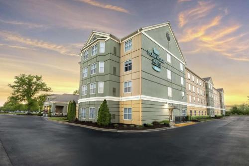 Homewood Suites by Hilton Greenville - Hotel