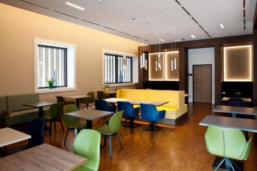 Hampton By Hilton Munich City Center East - main image