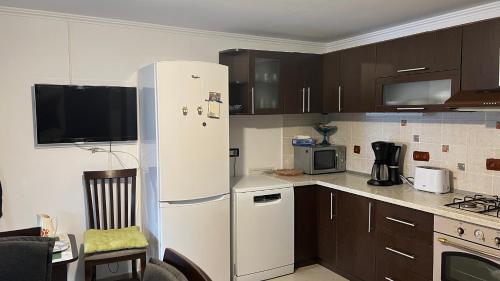 кухня, Casa din Deal-Cincu in Şoarş