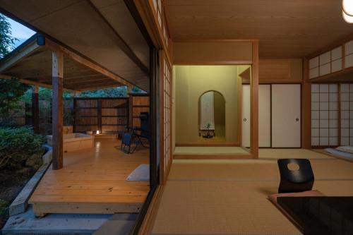 Temple Hotel Ryutakuzenji in Minowa Castle Ruins