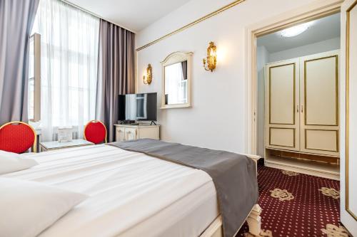 Hotel Imparatul Romanilor Hotel & SPA - image 2