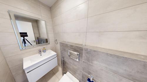 Duplex Apartment room in Al Fares Luxury furnished Apartment-Damac Tower