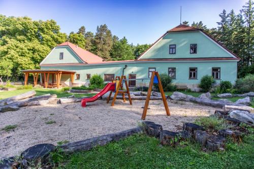Hajenka Budislav in Babice Nad Svitavou