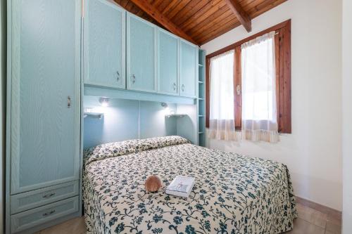 2 bedrooms, 4 beds