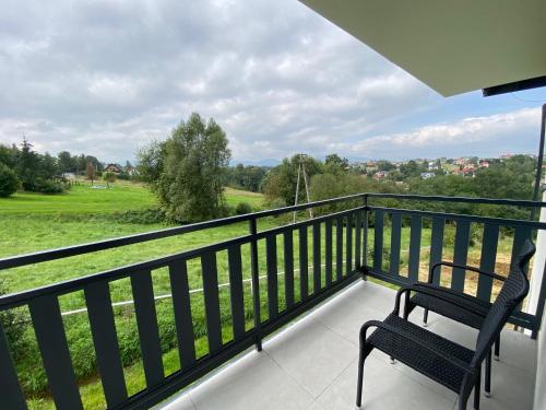 Apartment with Mountain View