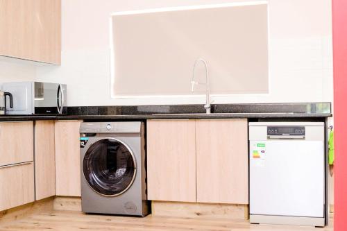 Exterior view, The Donga House - Luxury Home near Scottburgh Beach in Scottburgh