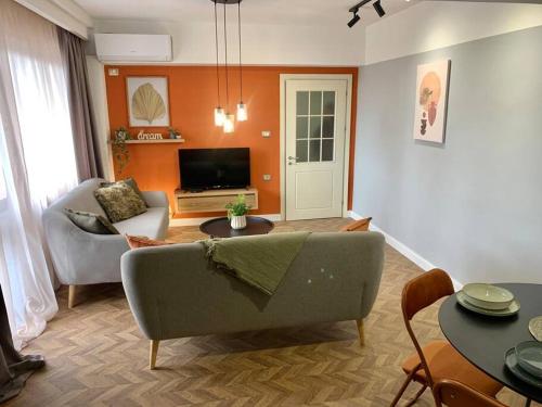 “City Center View” 2 bedroom Apartment, Tirana (photo 8)