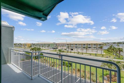 445 Fort Pickens Rd - image 3