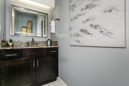 469 Fort Pickens Rd - image 2