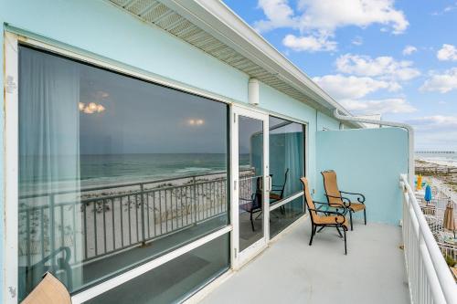 Four-Bedroom Apartment image 10
