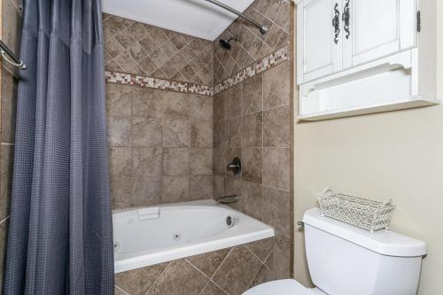1507 Emerald Isle - image 14