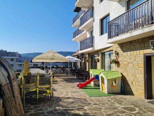 Restorāns, Family Hotel Bela in Tryavna