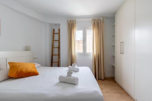 Three-Bedroom Apartment image 10