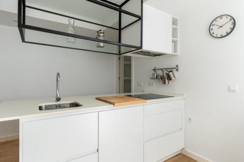 Three-Bedroom Apartment image 7